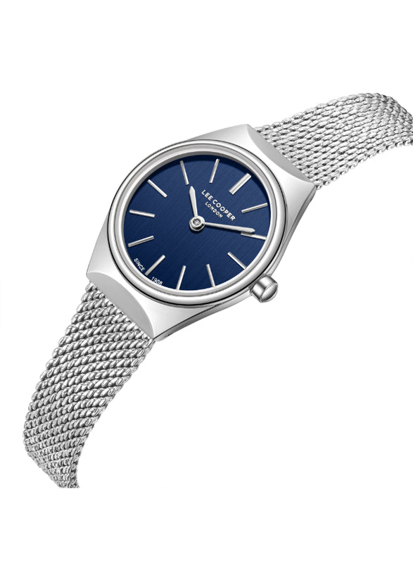 ساعة لي كوبر النسائية التناظرية ذات المينا الأزرق الداكن - LC08140.390